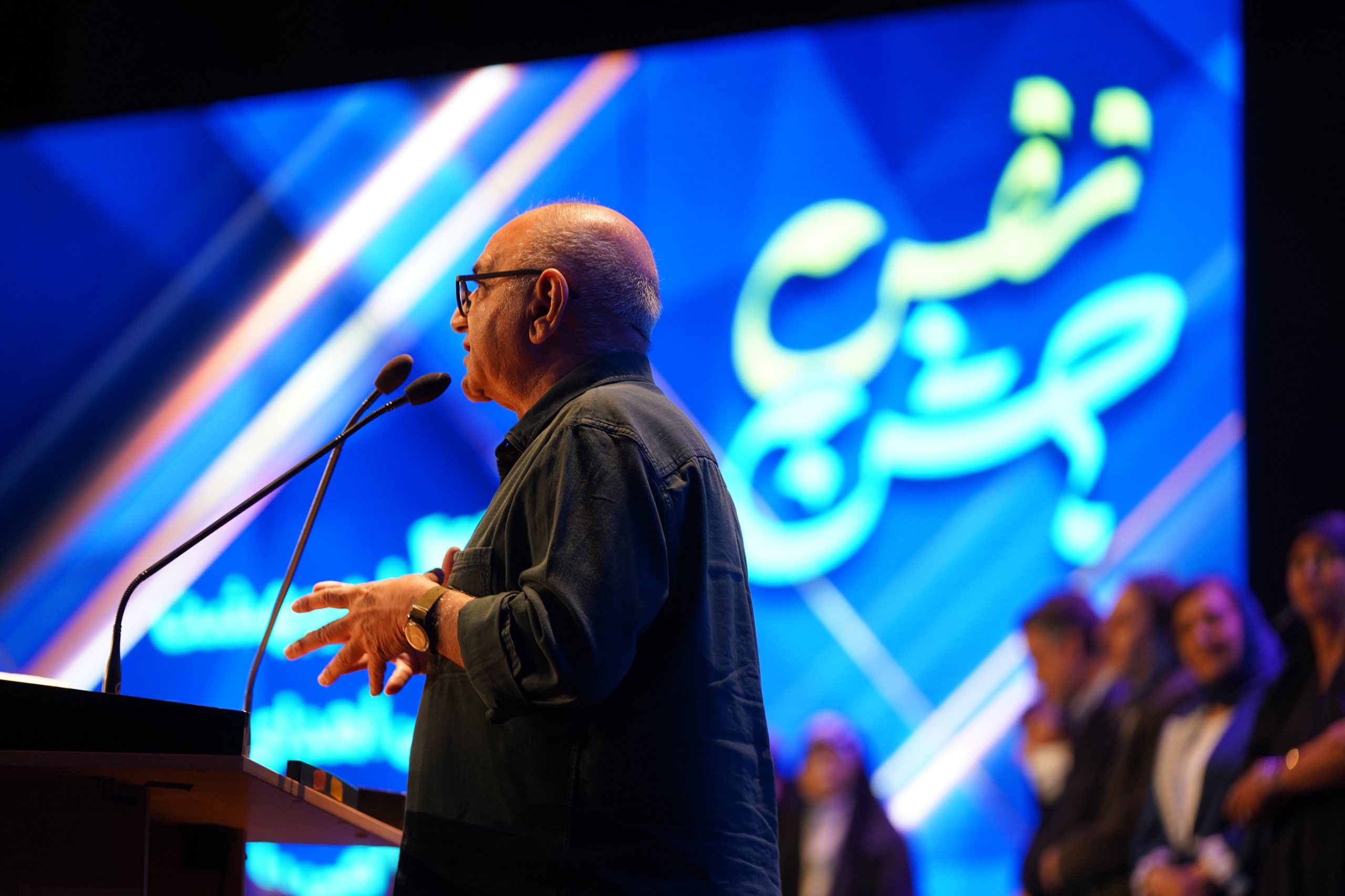 حضور پرویز پرستویی در جشن اهدای عضو نفس 1404