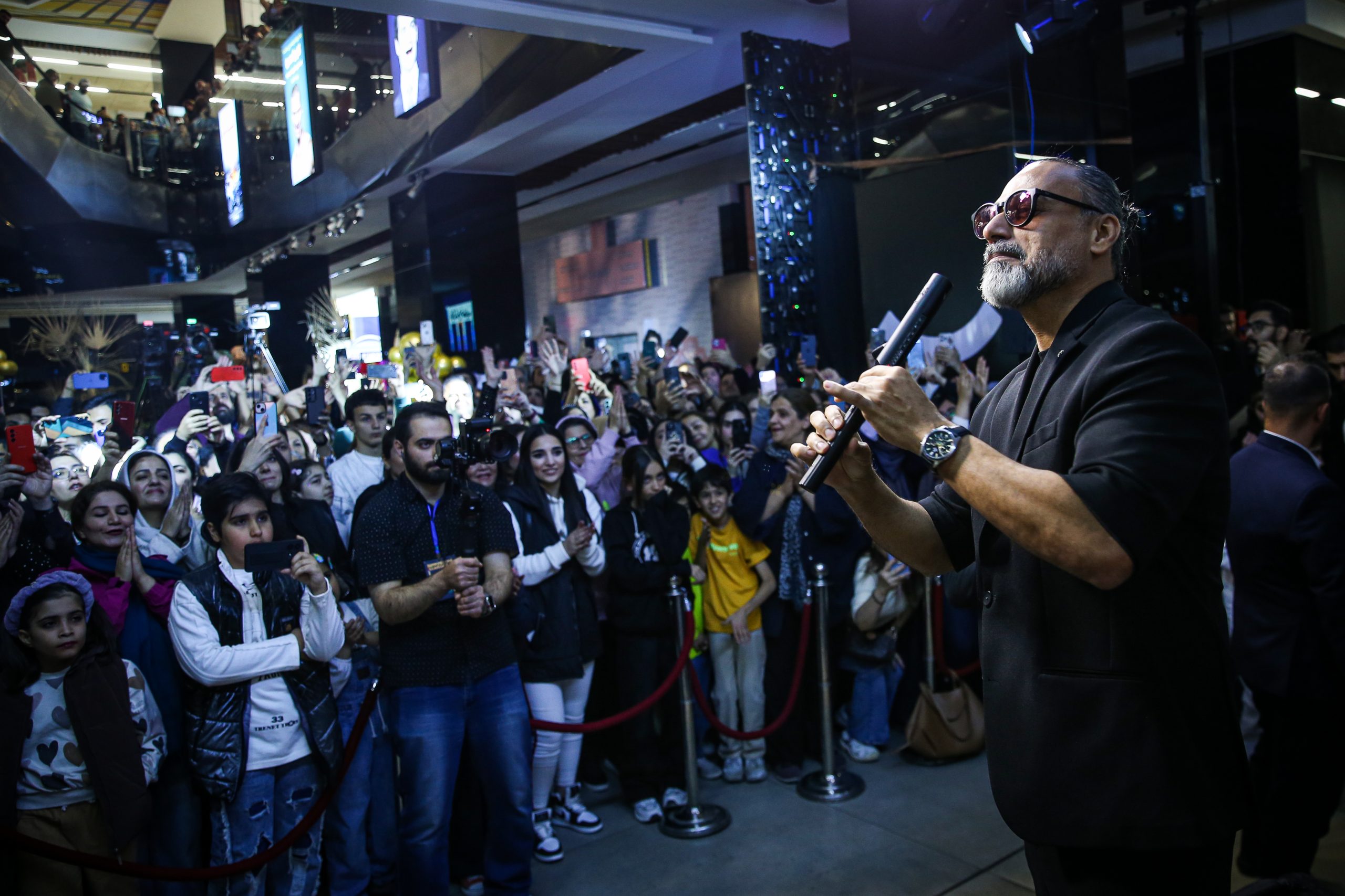 ساز لیانیک و اجرا محسن شریفیان